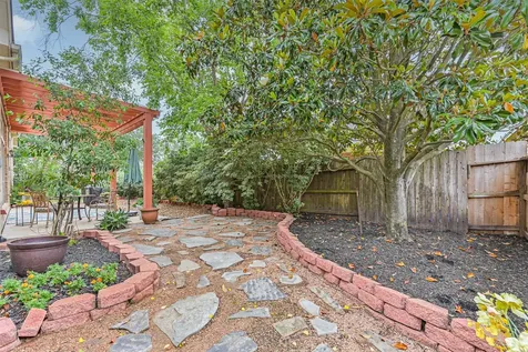 2701 Greenblade Court Pearland TX 77584