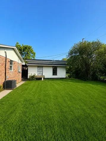 513 W Texas Street Brazoria TX 77422