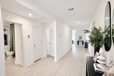 8554 Tropical Breeze Way Iowa Colony TX 77583