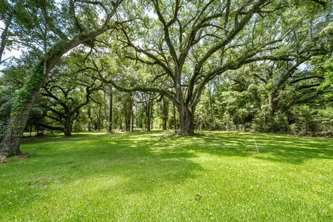17909 Oak Street Crosby TX 77532