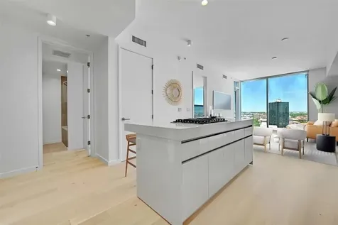 313 W 17th Street 2003 Austin TX 78701