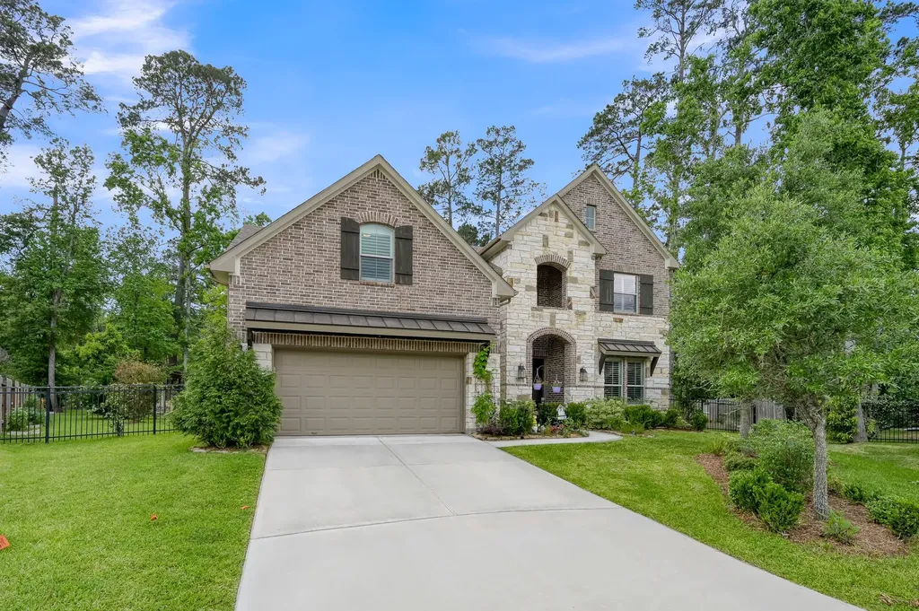 531 Woodsy Pine Court Conroe TX 77304