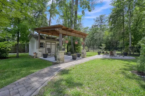 531 Woodsy Pine Court Conroe TX 77304