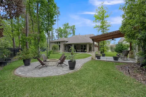 531 Woodsy Pine Court Conroe TX 77304