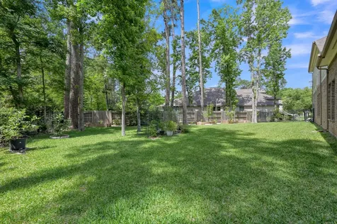 531 Woodsy Pine Court Conroe TX 77304