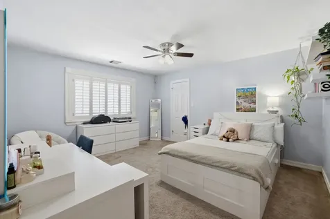 4519 Castlewood Street Sugar Land TX 77479