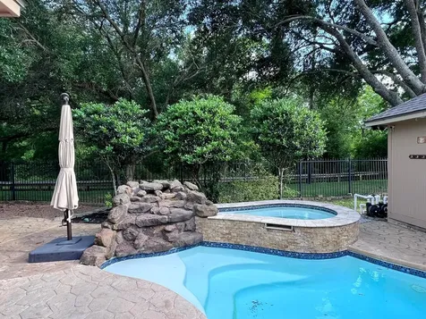 4519 Castlewood Street Sugar Land TX 77479