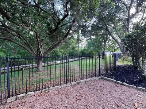 4519 Castlewood Street Sugar Land TX 77479