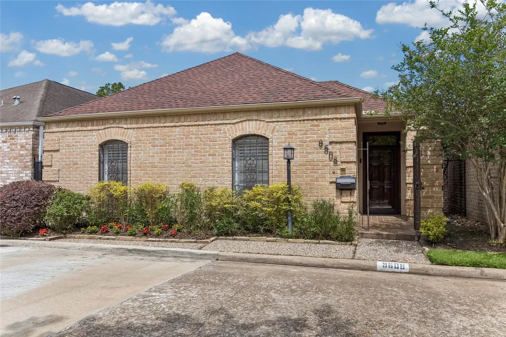 9608 Bayou Brook Street Houston TX 77063