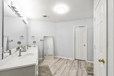 222 Doncaster Street Conroe TX 77303