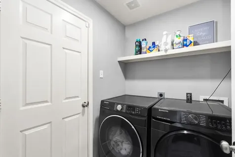 222 Doncaster Street Conroe TX 77303