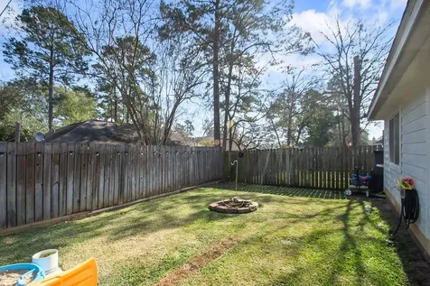 222 Doncaster Street Conroe TX 77303