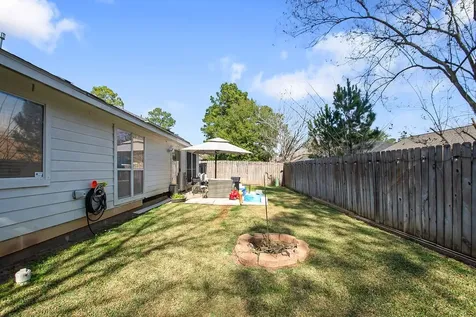 222 Doncaster Street Conroe TX 77303