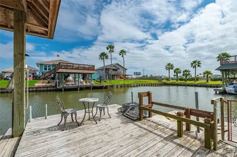 14 S Flamingo Street La Marque TX 77568