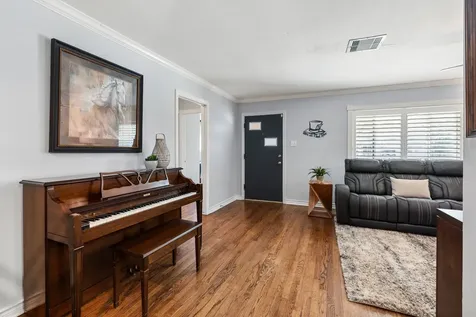 1214 W 31st Street Houston TX 77018