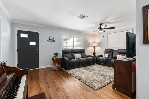 1214 W 31st Street Houston TX 77018