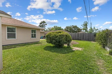 1214 W 31st Street Houston TX 77018