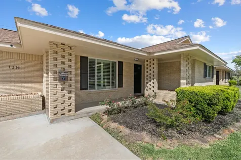 1214 W 31st Street Houston TX 77018