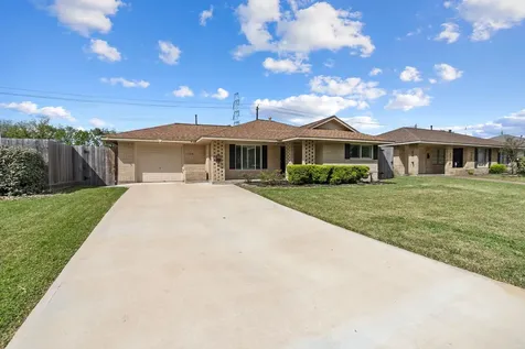 1214 W 31st Street Houston TX 77018