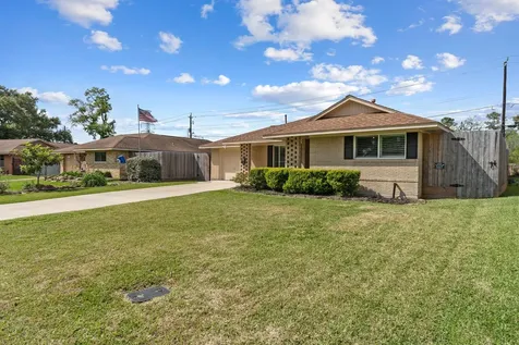 1214 W 31st Street Houston TX 77018