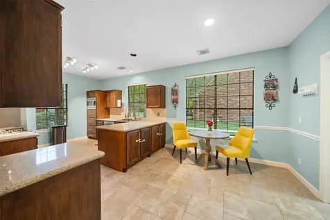 84 E Stony End Place The Woodlands TX 77381