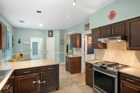 84 E Stony End Place The Woodlands TX 77381