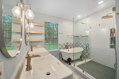 84 E Stony End Place The Woodlands TX 77381