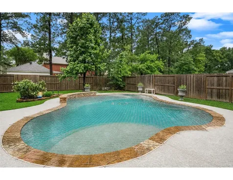 84 E Stony End Place The Woodlands TX 77381