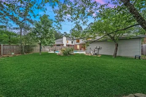 84 E Stony End Place The Woodlands TX 77381