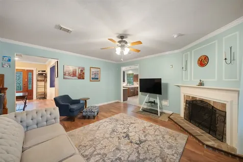 84 E Stony End Place The Woodlands TX 77381
