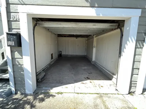 1011 9th Street 1 Galveston TX 77550