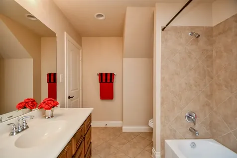 1215 Pendergrass Trail Sugar Land TX 77479