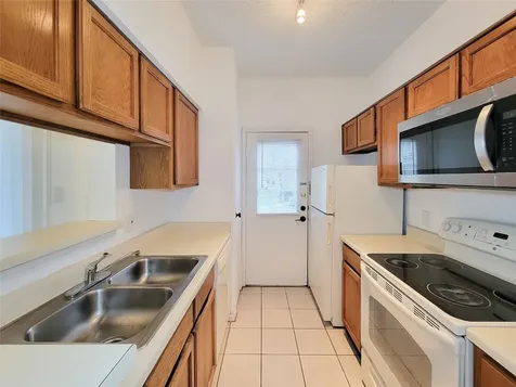 7575 Cambridge Street 2405 Houston TX 77054