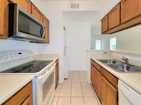 7575 Cambridge Street 2405 Houston TX 77054