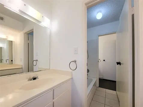 7575 Cambridge Street 2405 Houston TX 77054