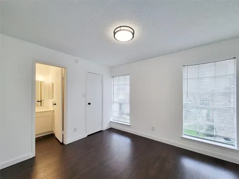 7575 Cambridge Street 2405 Houston TX 77054