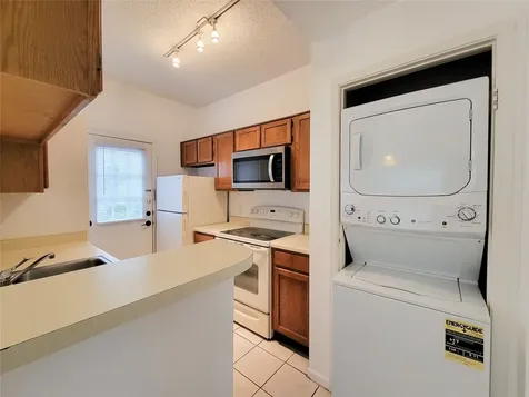 7575 Cambridge Street 2405 Houston TX 77054