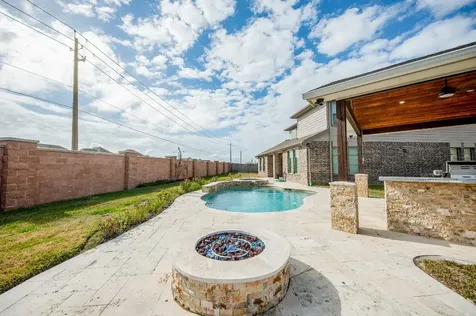 6301 Superior Drive League City TX 77573