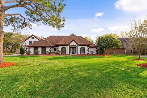 1205 Tall Pines Drive Friendswood TX 77546