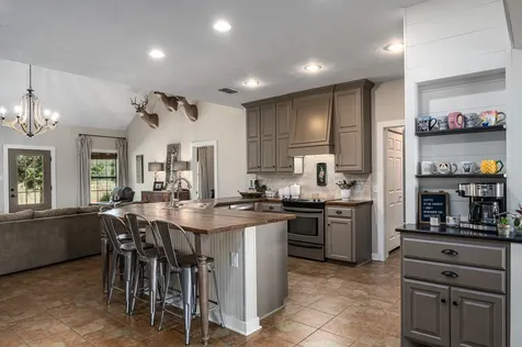 384 County Road 1875 Grapeland TX 75844