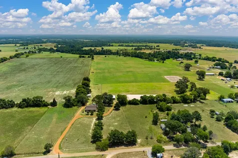 384 County Road 1875 Grapeland TX 75844