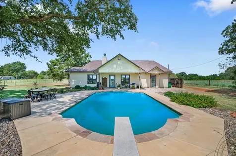 384 County Road 1875 Grapeland TX 75844