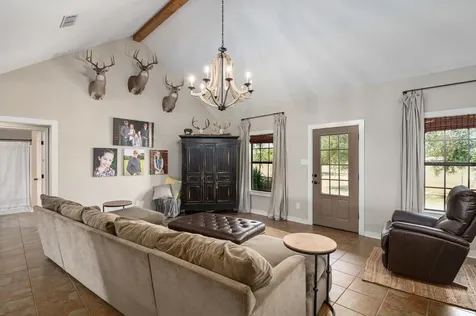 384 County Road 1875 Grapeland TX 75844