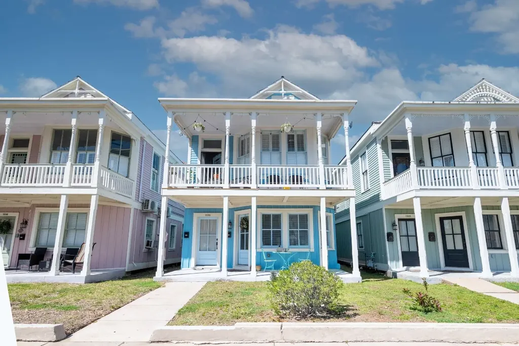 1604 Avenue L Galveston TX 77550