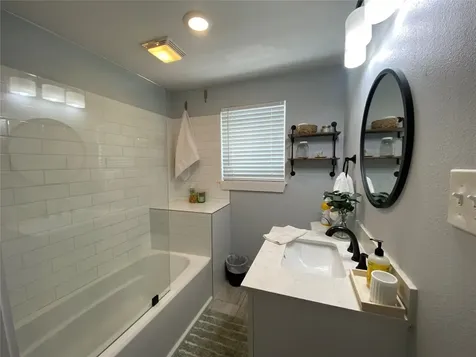 1604 Avenue L Galveston TX 77550