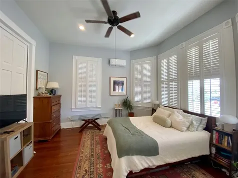 1604 Avenue L Galveston TX 77550