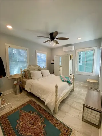 1604 Avenue L Galveston TX 77550