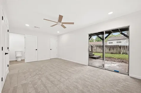 2 Kittiwake Court Spring TX 77380