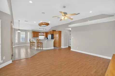 514 Pompano Street Bayou Vista TX 77563