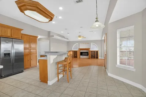 514 Pompano Street Bayou Vista TX 77563